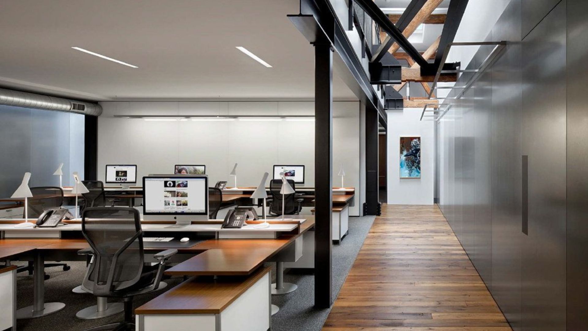 How Can a Commercial Interior Designer Transform Your Business Space 